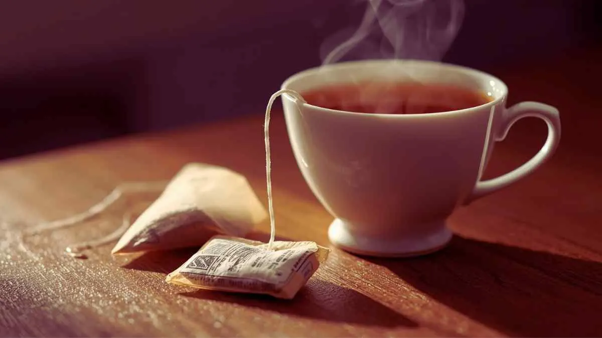 How To Drink Tea With Tea Bag