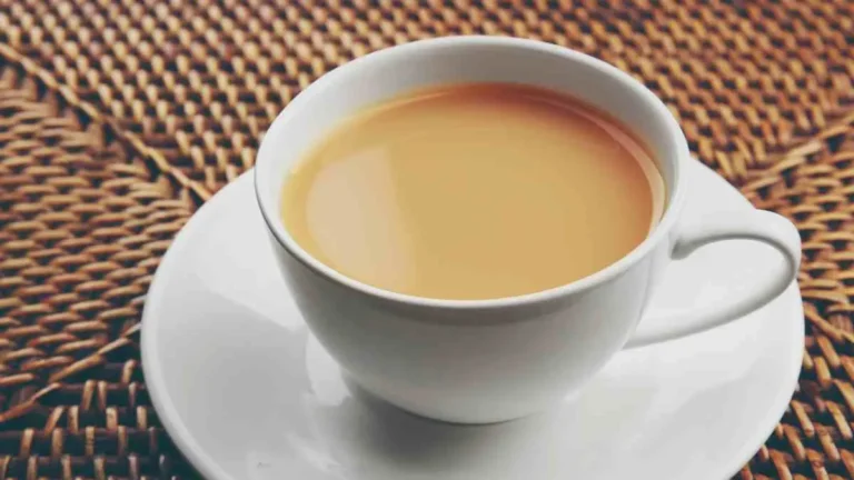 Is It Good To Drink Milk Tea In The Morning At Night